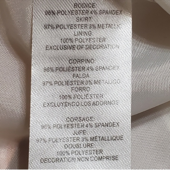 🏠  Baby Dress Sweet Heart Rose Newborn 6-9 months - Picture 7 of 7